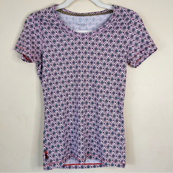 Janji Tops - Janji women’s running short sleeve top run for Kenya